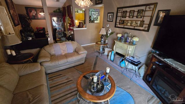 2201 Scenic Hwy E8, Pensacola, FL 32503