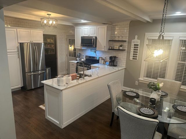 1719 P Street, Bedford, IN 47421