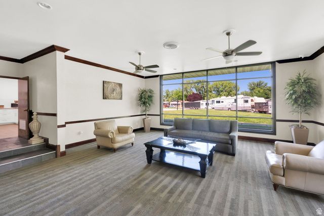 884 STORM MOUNTAIN DR, Taylorsville, UT 84123