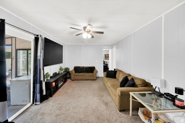 884 STORM MOUNTAIN DR, Taylorsville, UT 84123