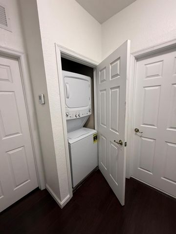 2858 S Oasis Drive, Boynton Beach, FL 33426