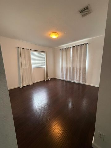 2858 S Oasis Drive, Boynton Beach, FL 33426