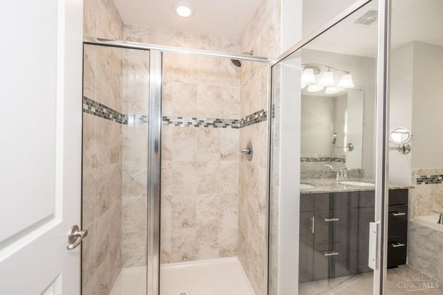 3333 Crescent Falls Way, Deerfield Twp., OH 45039