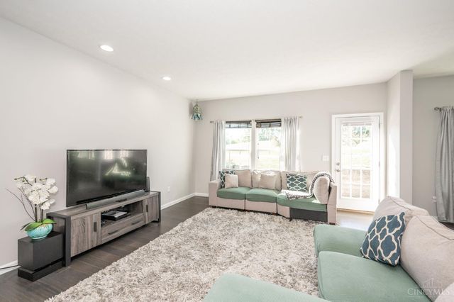 3333 Crescent Falls Way, Deerfield Twp., OH 45039