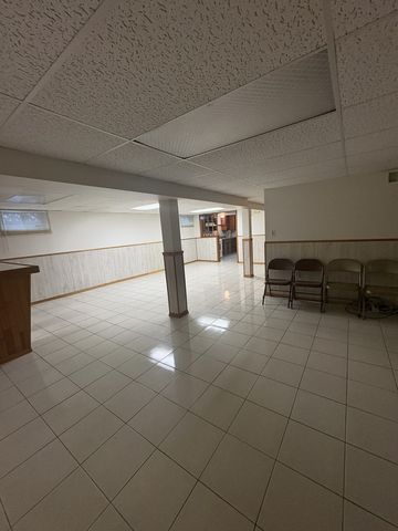3208 N Hawthorne Street, Franklin Park, IL 60131