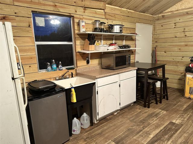 285 Private Road 3420, Jewett, TX 75846