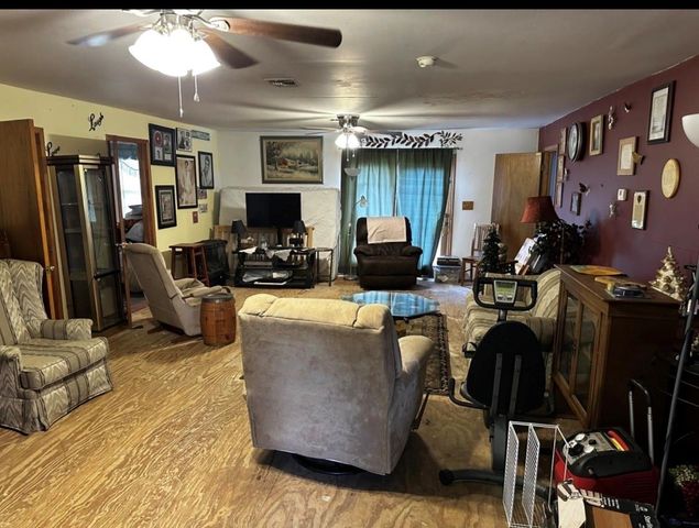 285 Private Road 3420, Jewett, TX 75846
