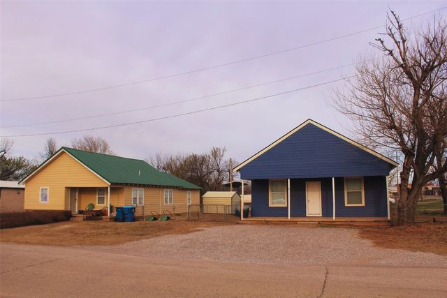 2 NW 6th Street, Tuttle, OK 73089