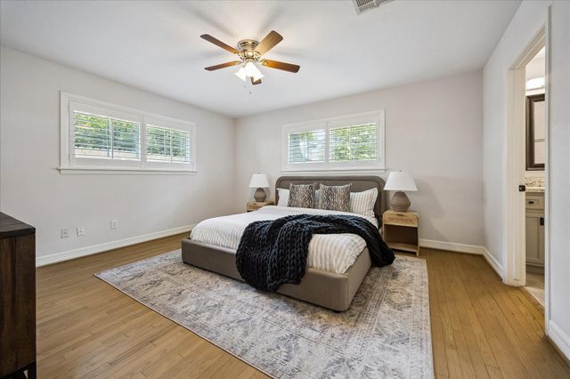 10143 Whiteside Lane, Houston, TX 77043
