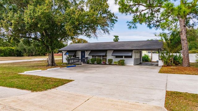 164 PONDELLA ROAD, North Fort Myers, FL 33903