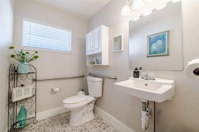 164 PONDELLA ROAD, North Fort Myers, FL 33903