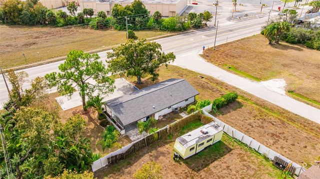 164 PONDELLA ROAD, North Fort Myers, FL 33903