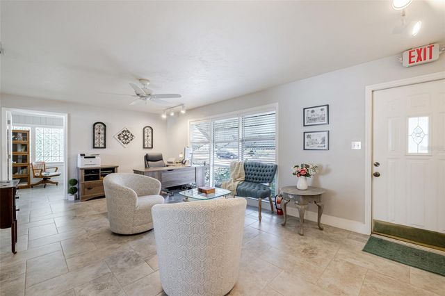 164 PONDELLA ROAD, North Fort Myers, FL 33903