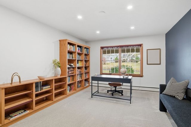 107 Front St, Northampton, MA 01053