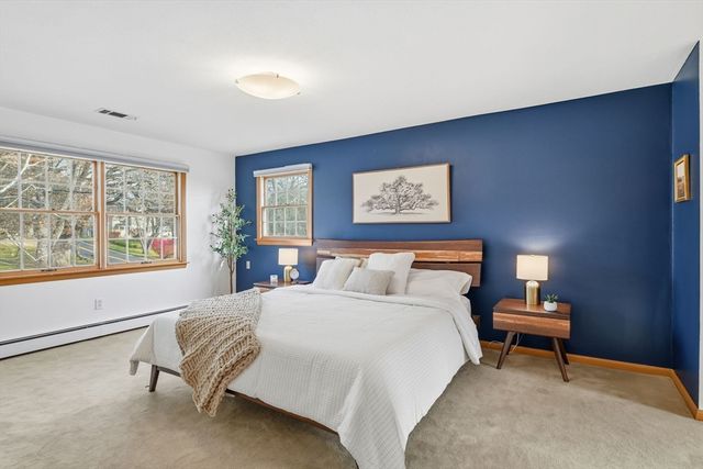 107 Front St, Northampton, MA 01053