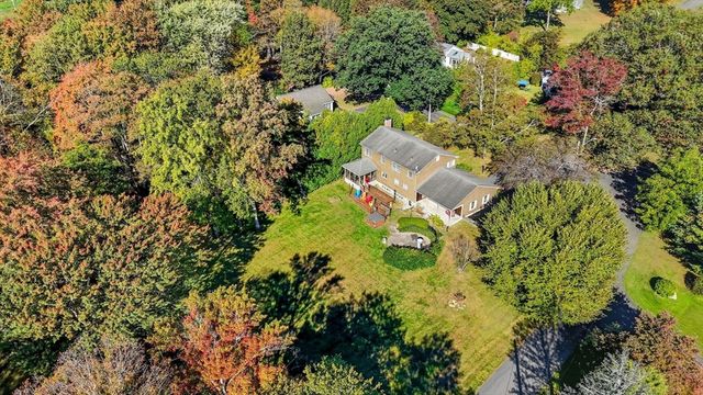 107 Front St, Northampton, MA 01053