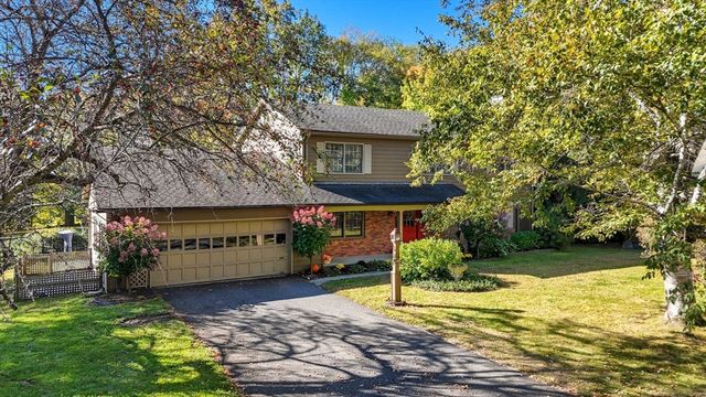 107 Front St, Northampton, MA 01053