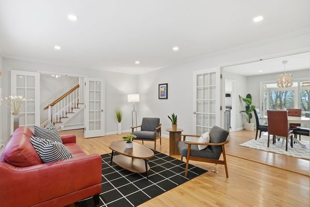 107 Front St, Northampton, MA 01053