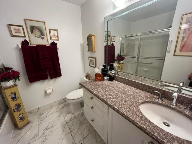 6108 Petunia Road, Delray Beach, FL 33484