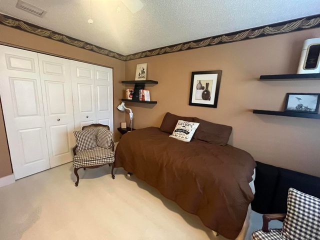 6108 Petunia Road, Delray Beach, FL 33484