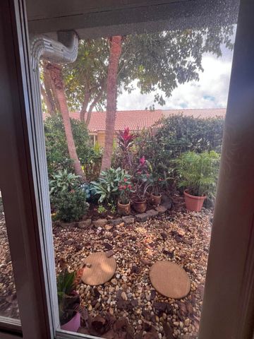 6108 Petunia Road, Delray Beach, FL 33484