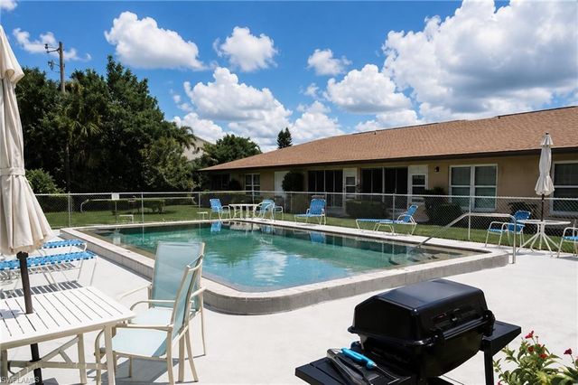 4619 SE 5th PL 6, Cape Coral, FL 33904