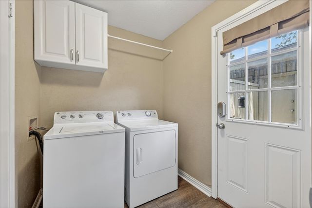 3006 Wayside Drive, Bedford, TX 76021