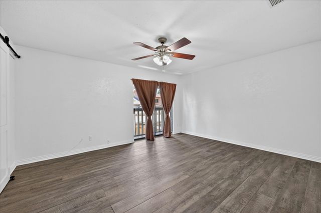 3006 Wayside Drive, Bedford, TX 76021