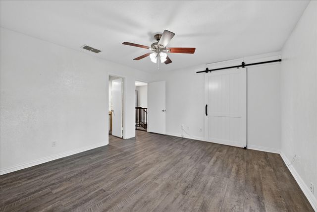 3006 Wayside Drive, Bedford, TX 76021