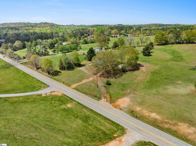 2012 Walhalla Highway, Pickens, SC 29671