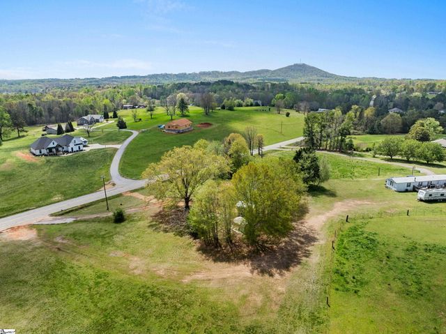 2012 Walhalla Highway, Pickens, SC 29671