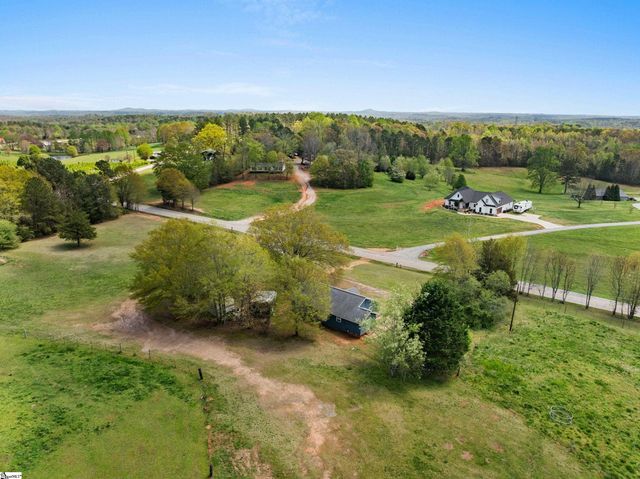 2012 Walhalla Highway, Pickens, SC 29671
