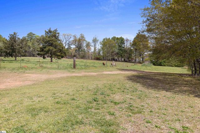2012 Walhalla Highway, Pickens, SC 29671