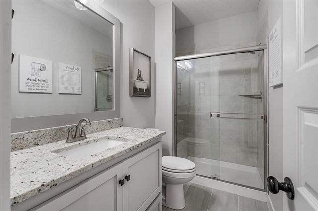 8525 Primrose Street, De Soto, KS 66018