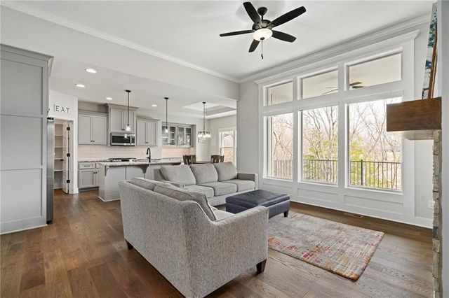 8525 Primrose Street, De Soto, KS 66018