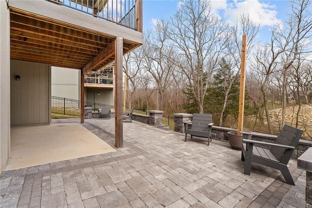 8525 Primrose Street, De Soto, KS 66018