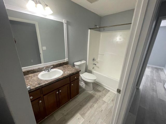 427 Triton Street, Crestview, FL 32536