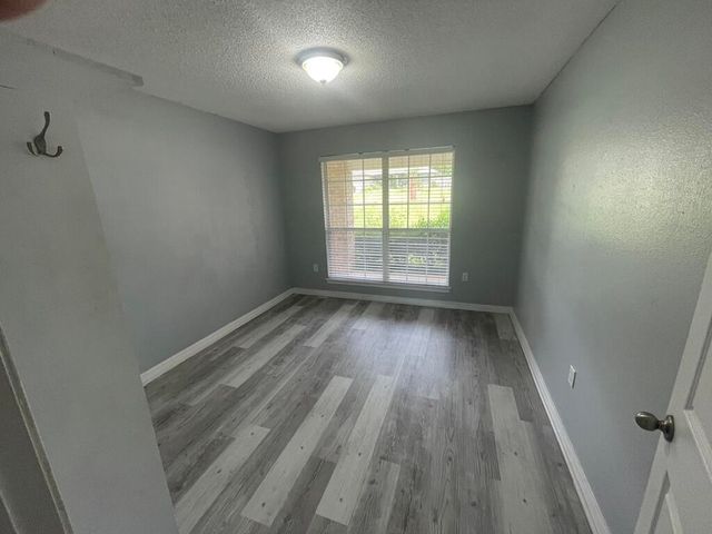 427 Triton Street, Crestview, FL 32536