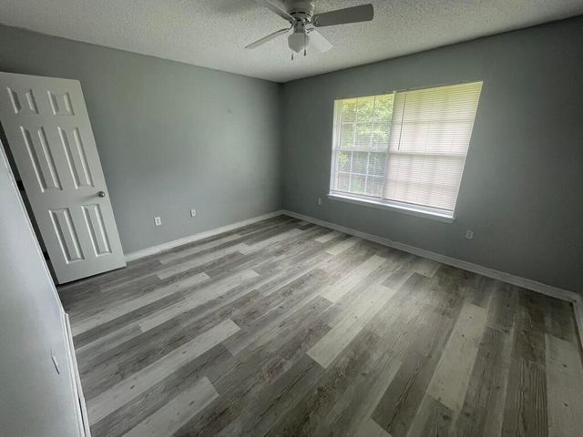 427 Triton Street, Crestview, FL 32536