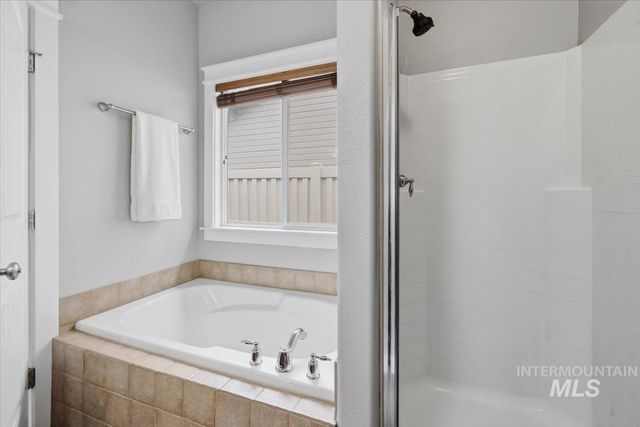 3024 N Christian Way, Meridian, ID 83646