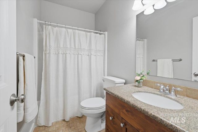 3024 N Christian Way, Meridian, ID 83646