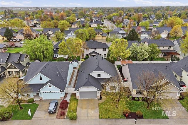 3024 N Christian Way, Meridian, ID 83646