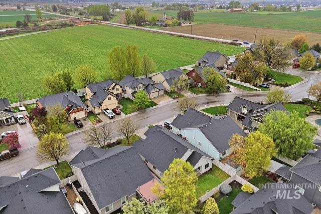 3024 N Christian Way, Meridian, ID 83646