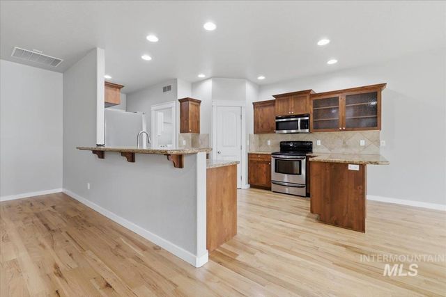 3024 N Christian Way, Meridian, ID 83646