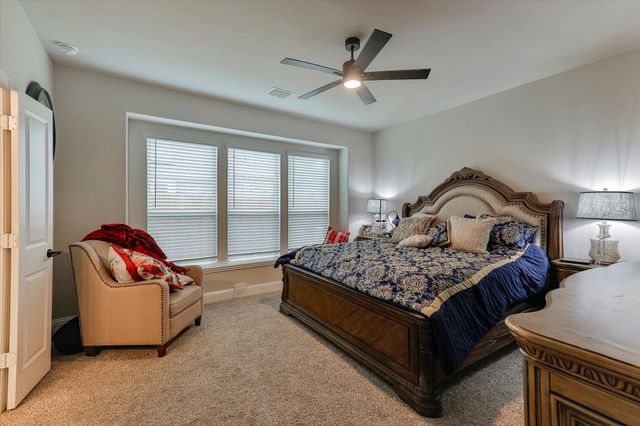 10 Covey Lane, Sanger, TX 76266