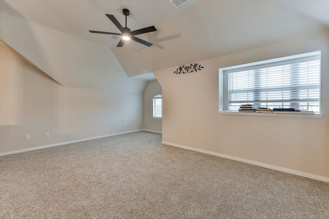 10 Covey Lane, Sanger, TX 76266