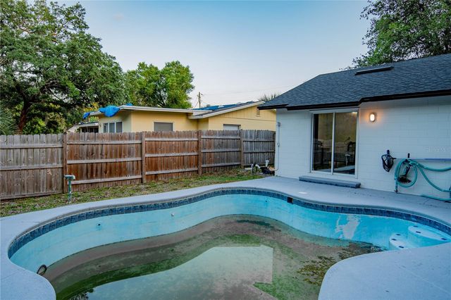 5147 LAKE NINA DRIVE, Orlando, FL 32810