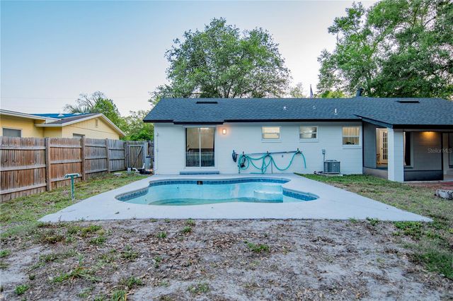 5147 LAKE NINA DRIVE, Orlando, FL 32810