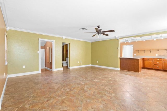 611 N GARFIELD AVENUE, Deland, FL 32724