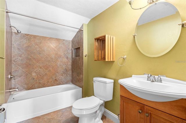 611 N GARFIELD AVENUE, Deland, FL 32724